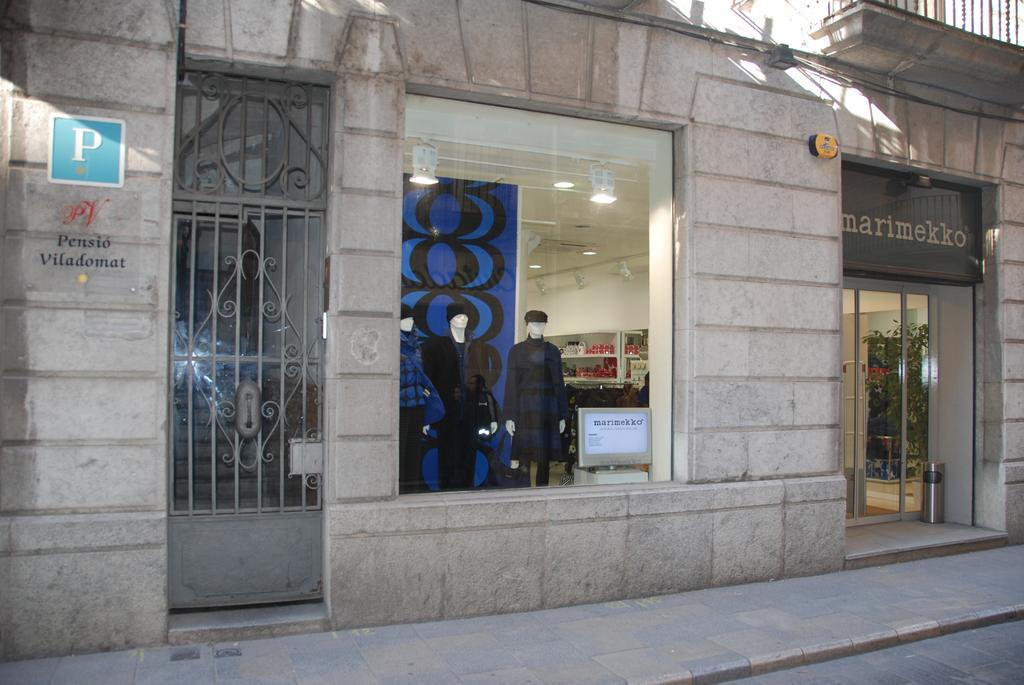 Pensio Viladomat Girona Exteriér fotografie