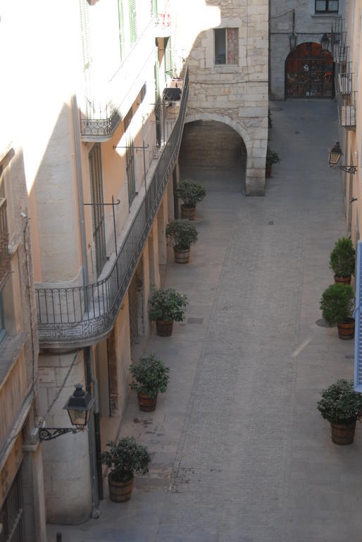 Pensio Viladomat Girona Exteriér fotografie